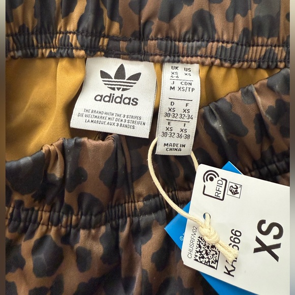 NWT Adidas Originals Satin Leopard Print Track Pants with Stripes - Picture 4 of 6